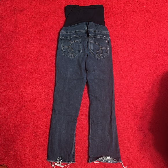 Jessica Simpson Maternity Jeans - Picture 4 of 4